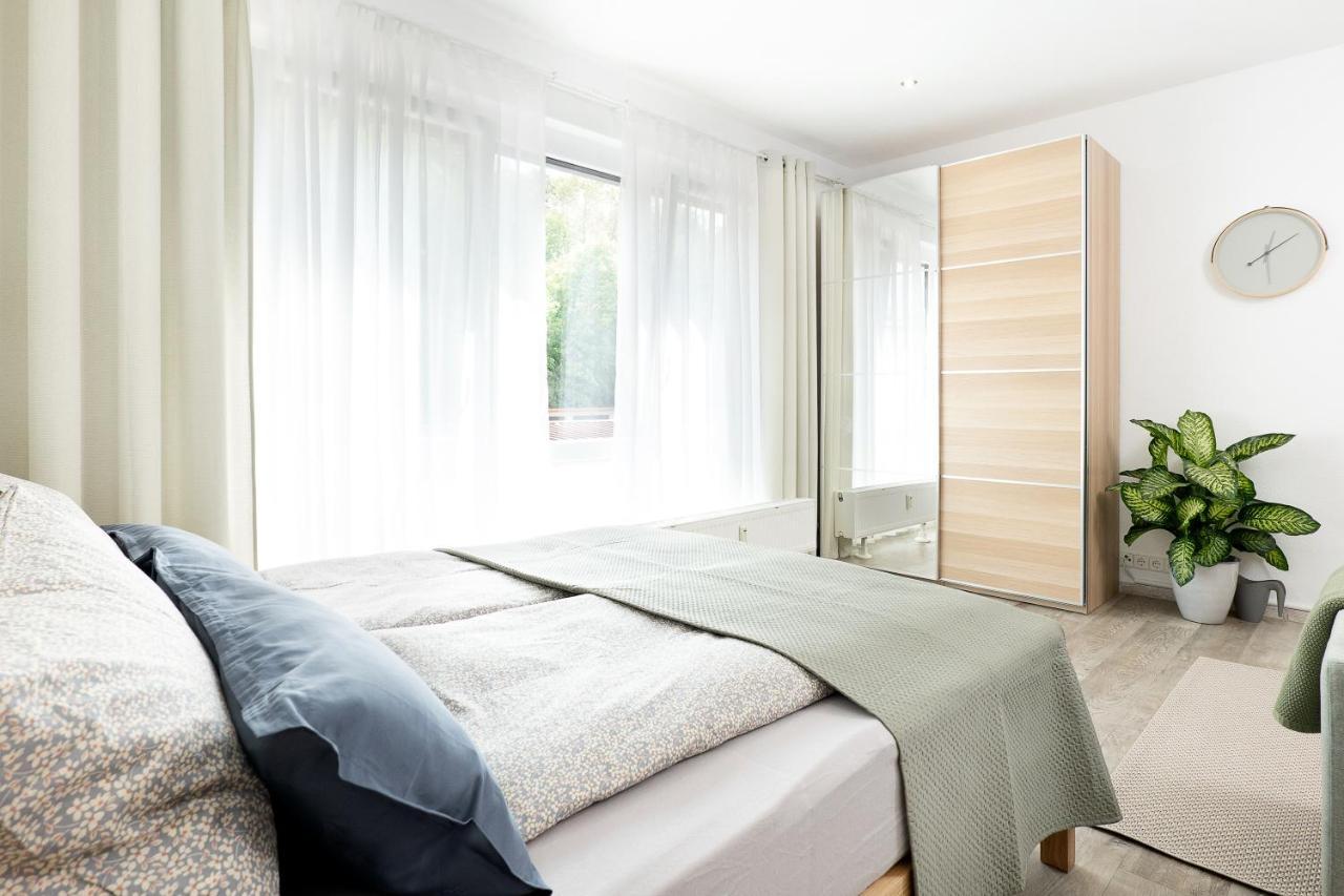 Apart4Me Scandi Apartment Geislingen Zentral Mit Parkplatz غايزلينغن آن در اشتايغه المظهر الخارجي الصورة