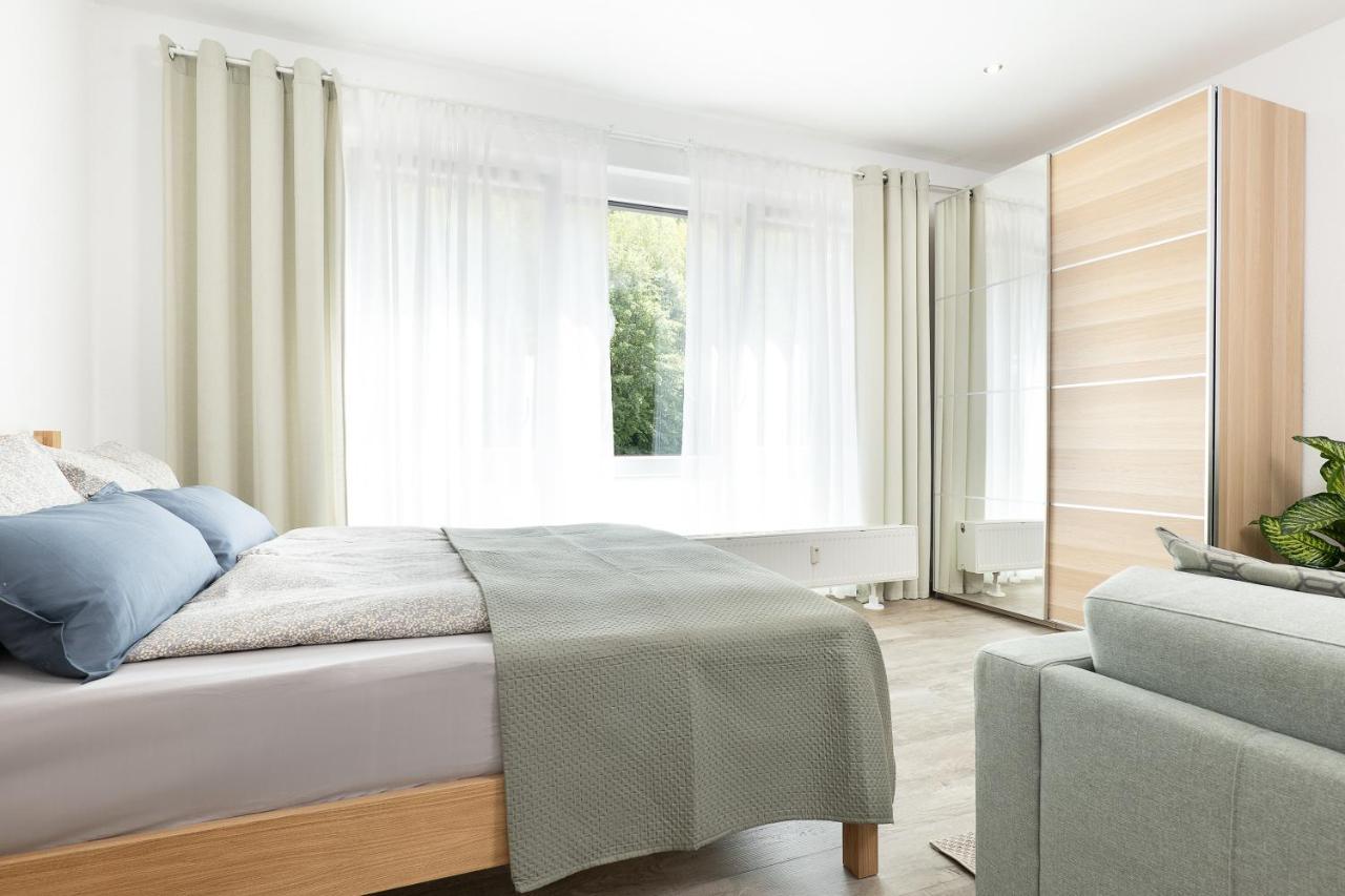 Apart4Me Scandi Apartment Geislingen Zentral Mit Parkplatz غايزلينغن آن در اشتايغه المظهر الخارجي الصورة
