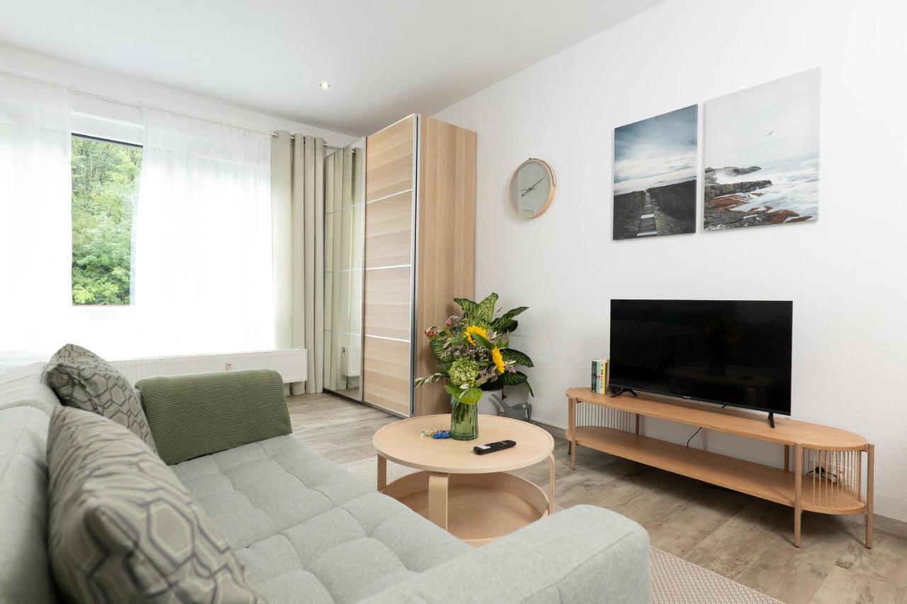 Apart4Me Scandi Apartment Geislingen Zentral Mit Parkplatz غايزلينغن آن در اشتايغه المظهر الخارجي الصورة