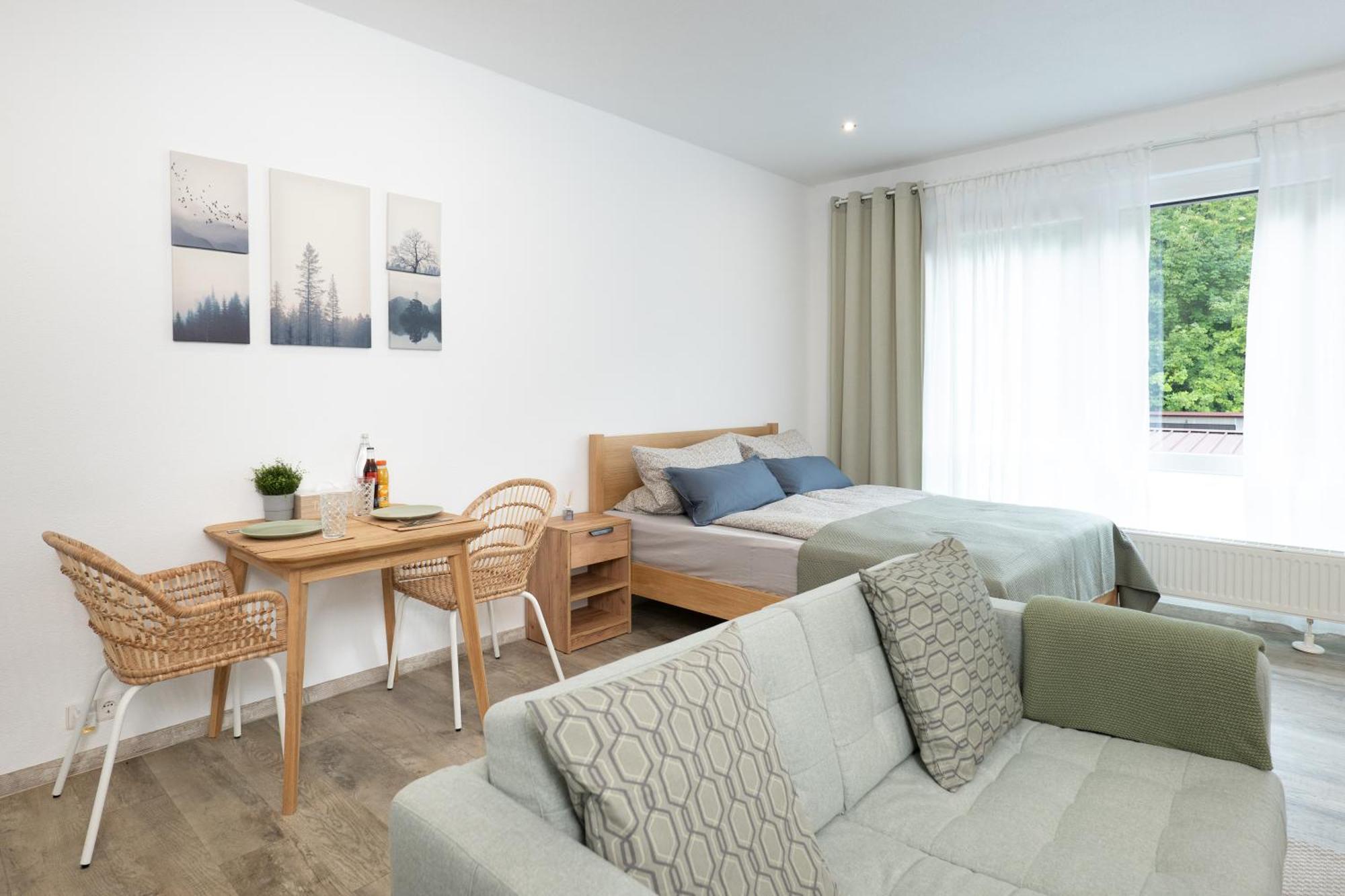 Apart4Me Scandi Apartment Geislingen Zentral Mit Parkplatz غايزلينغن آن در اشتايغه المظهر الخارجي الصورة
